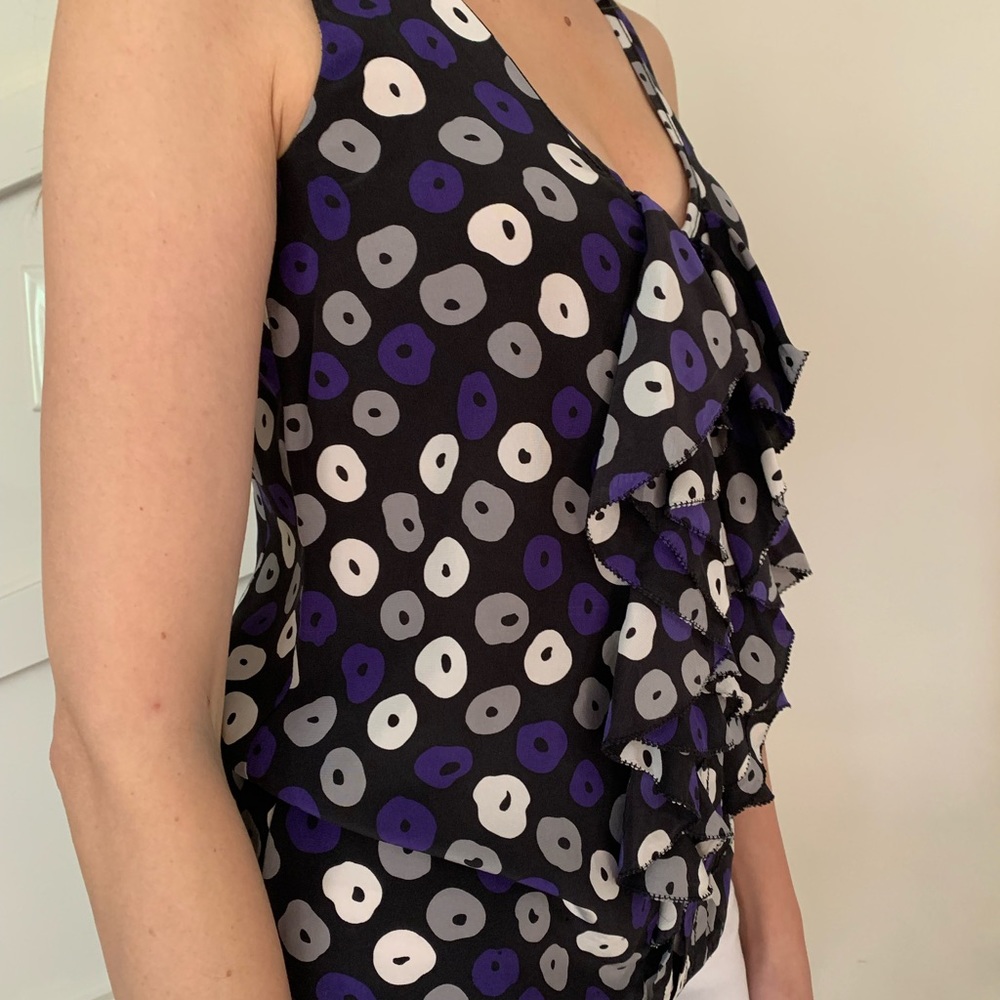 Tory Burch silk sleeveless blouse. Size S